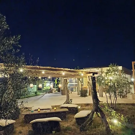 בית חווה Tenuta Dorolivo Agri Relais אוטרנטו