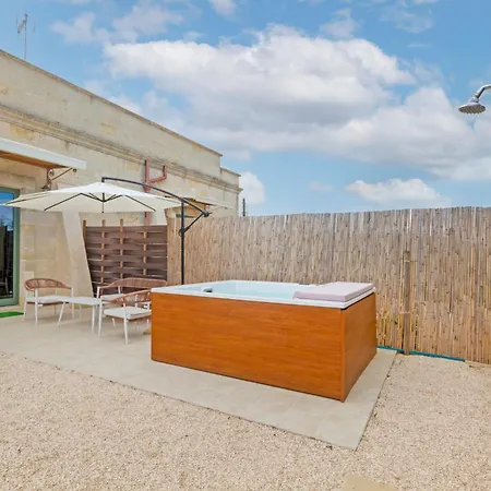Tenuta Dorolivo Agri Relais בית חווה אוטרנטו