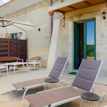 Tenuta Dorolivo Agri Relais בית חווה אוטרנטו